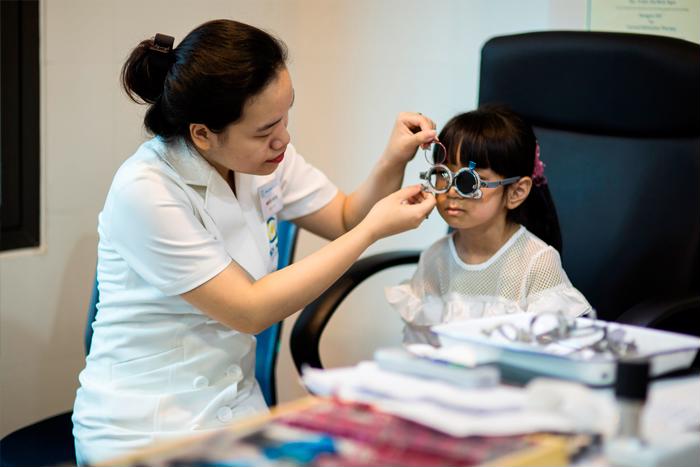 Cách điều trị bệnh cận thị hiệu quả