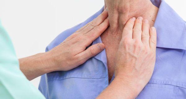 Đến khám sưng hạch tại các bệnh viện cơ sở y tế