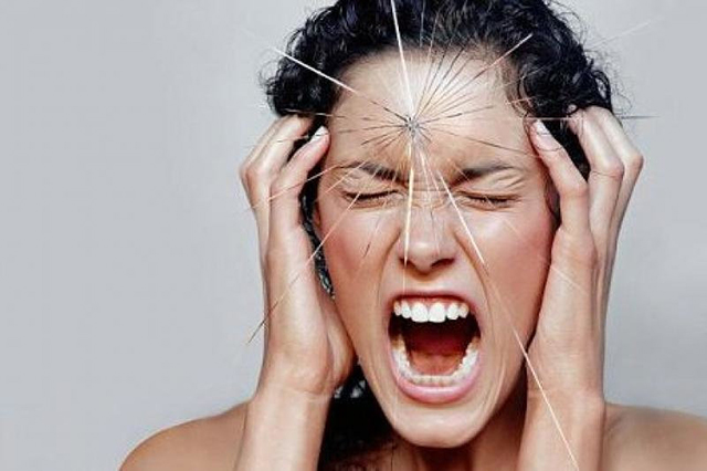 Đau đầu là một trong những dấu hiệu rõ ràng nhất của bệnh chấn động não