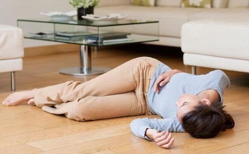 Kiêng vận động mạnh sau khi tháo