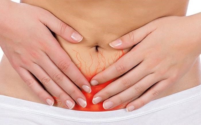 Người mắc ung thư tử cung thường xuyên ra khí hư