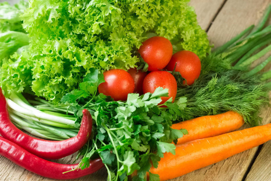 Bệnh viêm buồng trứng nên ăn nhiều rau xanh