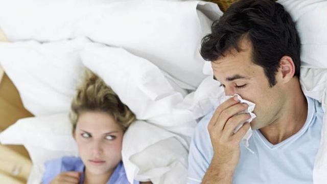 Người bên cạnh dễ nhiễm bệnh cảm lạnh qua đường hô hấp