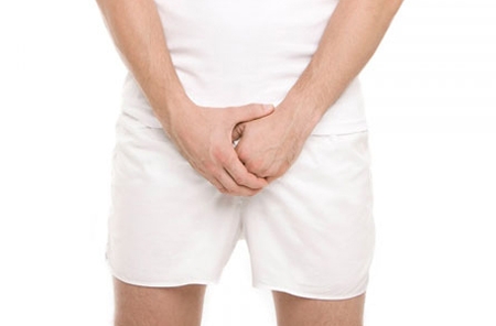 Nhịn tiểu là nguyên nhân chính gây bệnh viêm niệu đạo nam giới
