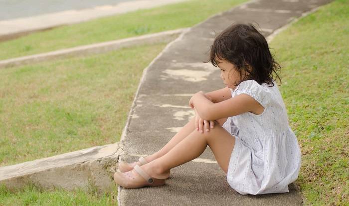 Những nguyên nhân gây ra bệnh tự kỷ giai đoạn đầu