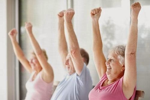 Luyện tập thể dục thể thao thường xuyên để tránh bệnh thoái hóa khớp