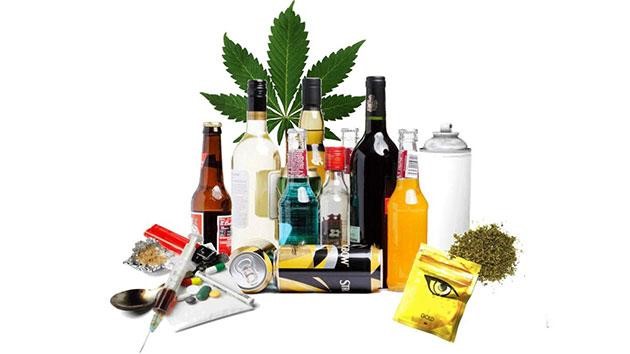 Thuốc lá, rượu bia là 1 nguyên nhân dẫn tới căn bệnh
