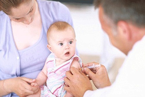 Tiêm phòng vacxin ho gà đúng quy định