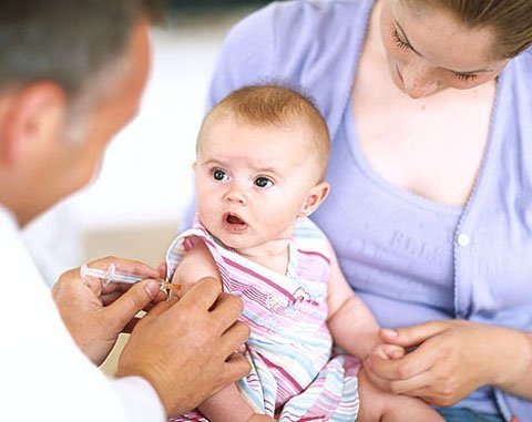 Tiêm vaccine phòng ngừa bệnh