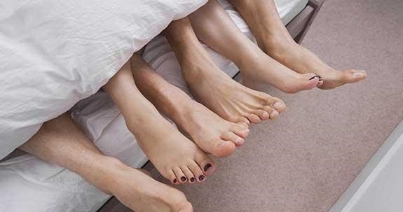 Viêm ống dẫn trứng do quan hệ tình dục không lành mạnh